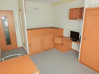 ハイベッドタイプのお部屋です