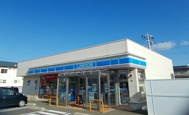 ローソン秋田仁井田栄町店まで200m
