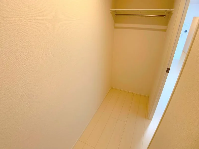 （反転あり）設備・使用は号室により異なり現況を優先致します。