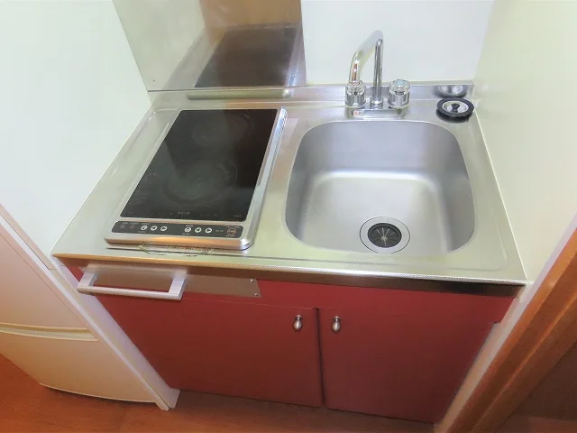 2口の電気コンロまたはIHコンロとなります