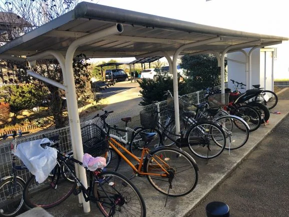 屋根付き駐輪場