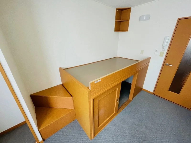 備え付けベッド