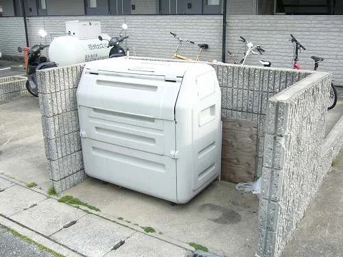 ゴミ置き場