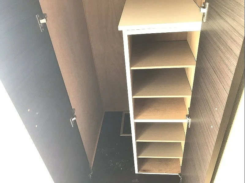 収納：靴箱