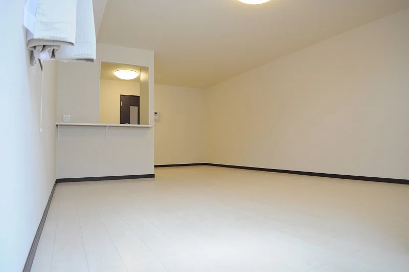 2Fリビング反転