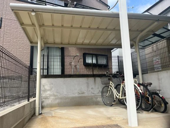屋根付き駐輪場