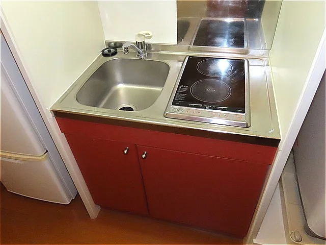 2口の電気コンロまたはIHコンロとなります