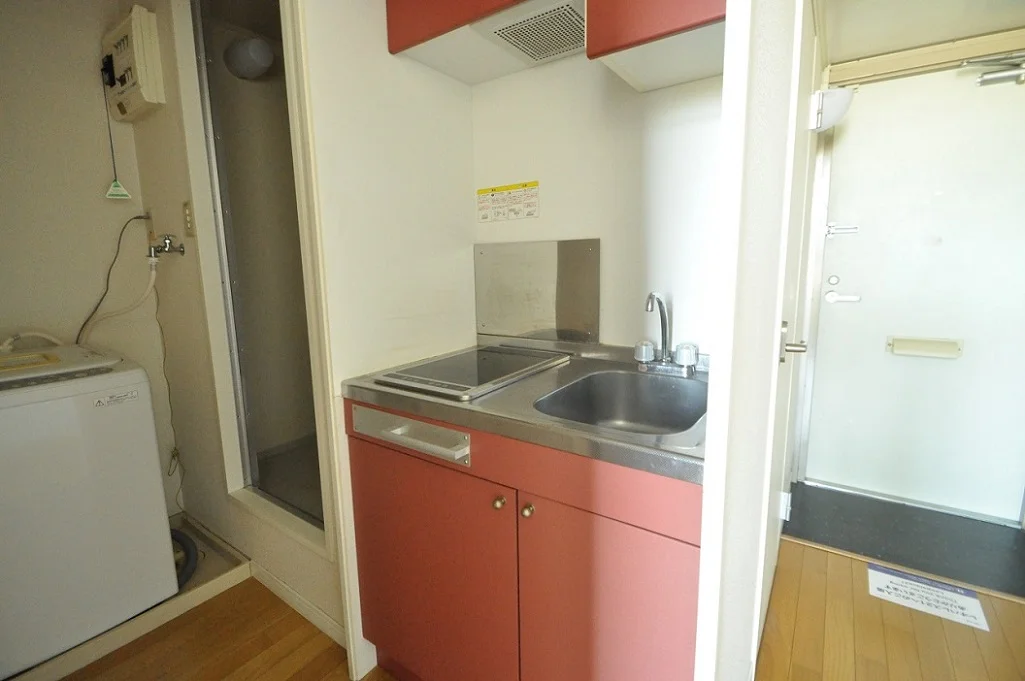 設備・仕様は号室により異なる為、現況を優先致します。