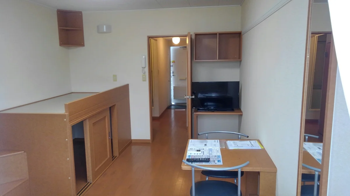 造り付けベットになっております。