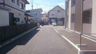 駐車場は8台分ご用意しています。