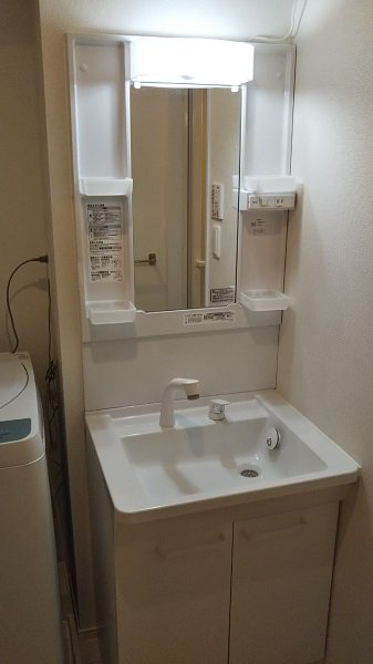 独立洗面台