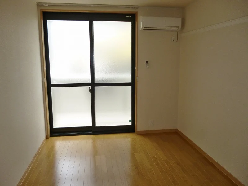 家具家電無の場合※1Fフローリング2Fじゅうたん