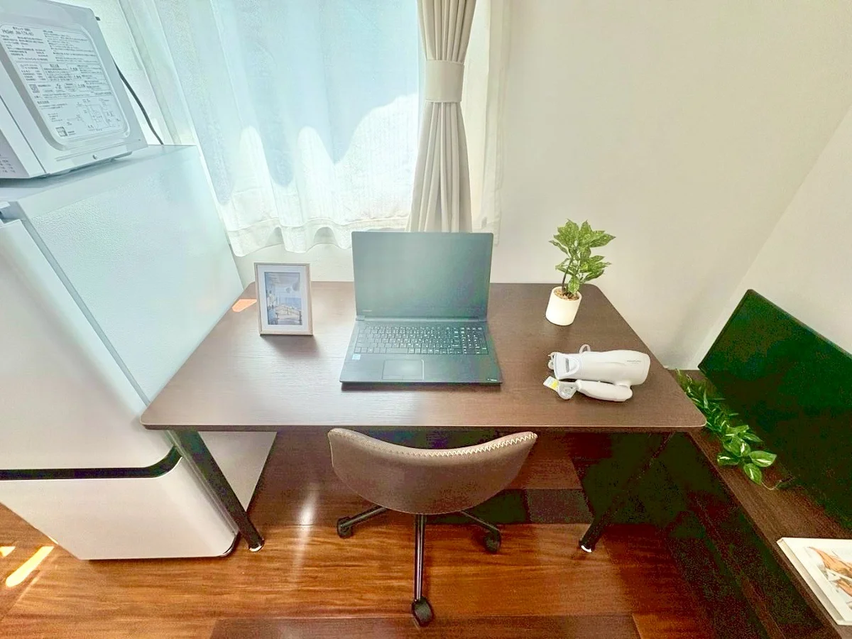 ※撮影用の観葉植物・食器調理器具・雑貨類等はございません。※図面・写真は現況優先。