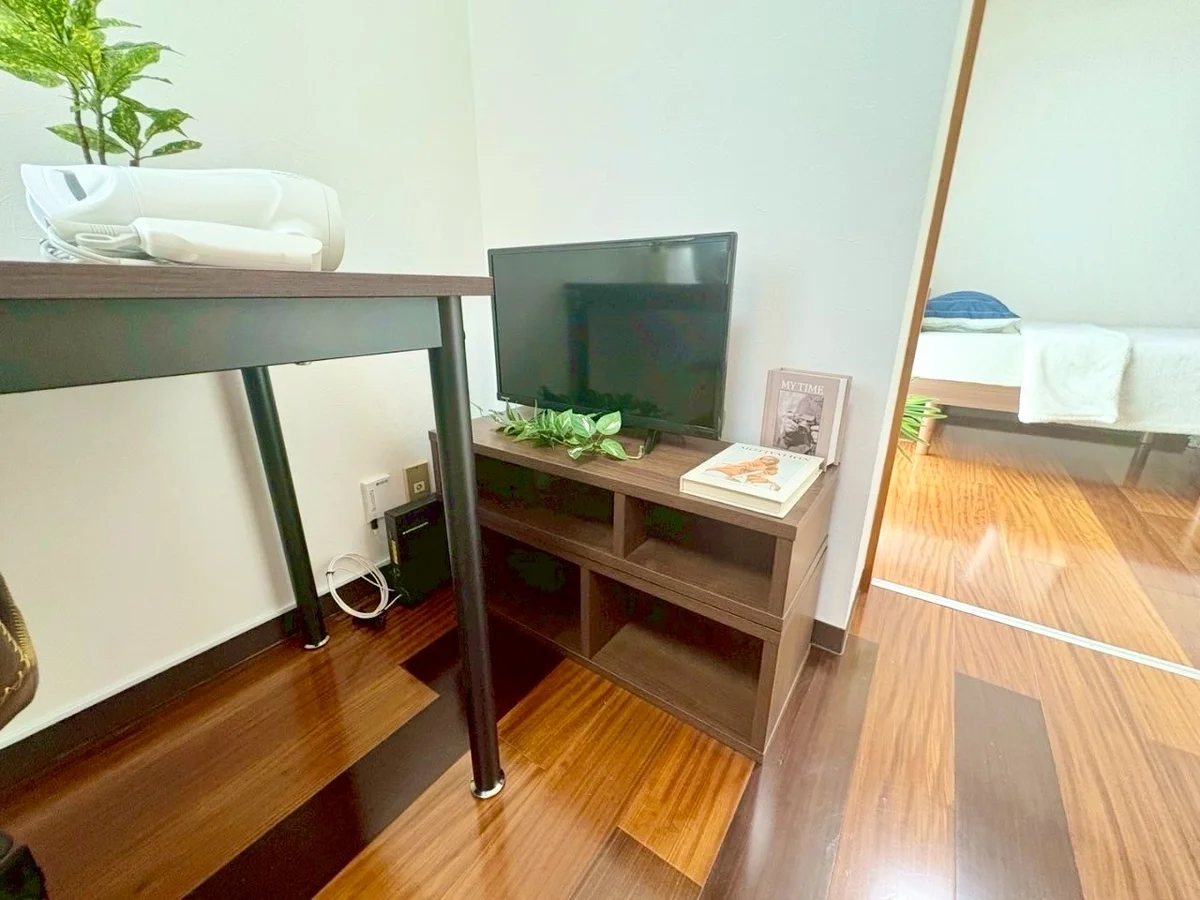 ※撮影用の観葉植物・食器調理器具・雑貨類等はございません。※図面・写真は現況優先。