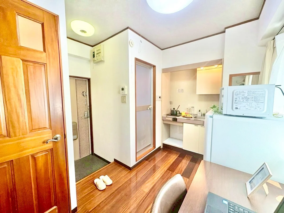 ※撮影用の観葉植物・食器調理器具・雑貨類等はございません。※図面・写真は現況優先。