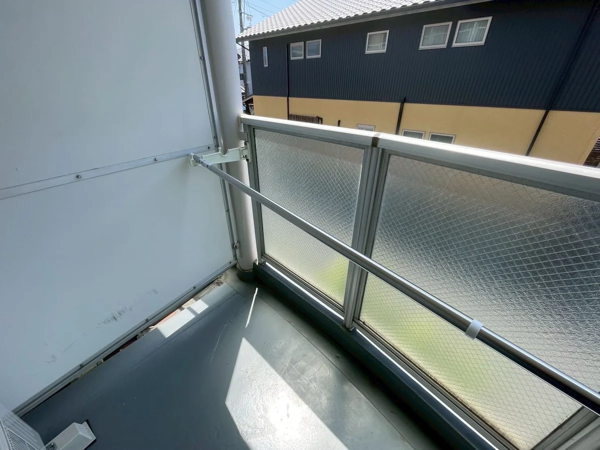 ※撮影用の観察植物・食器調理器具・雑貨類等はございません。※写真は現況優先