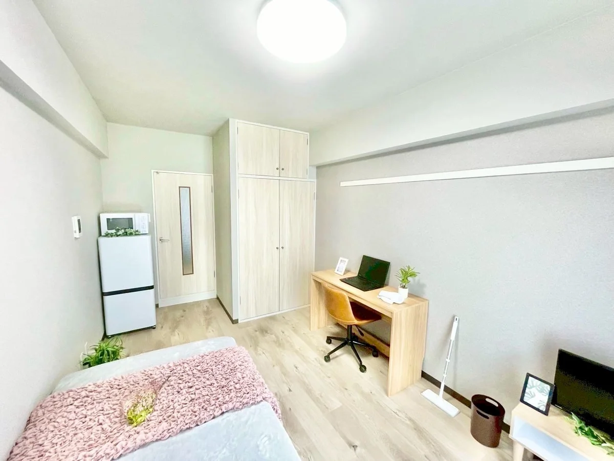 ※撮影用の観察植物・食器調理器具・雑貨類等はございません。※写真は現況優先