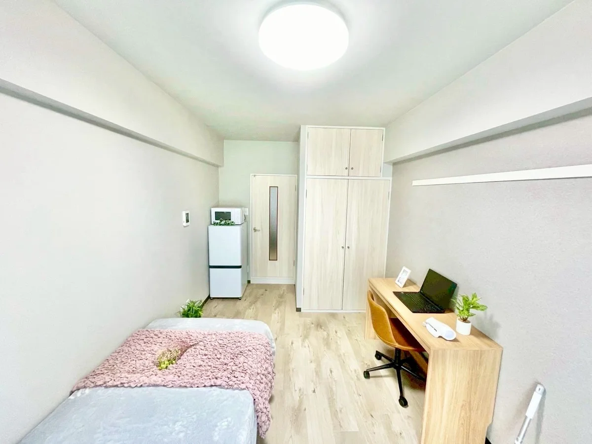 ※撮影用の観察植物・食器調理器具・雑貨類等はございません。※写真は現況優先