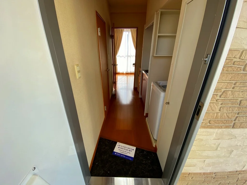 同タイプ部屋の写真となり設備等は現況と異なる場合があります