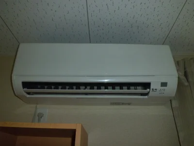 エアコン付。