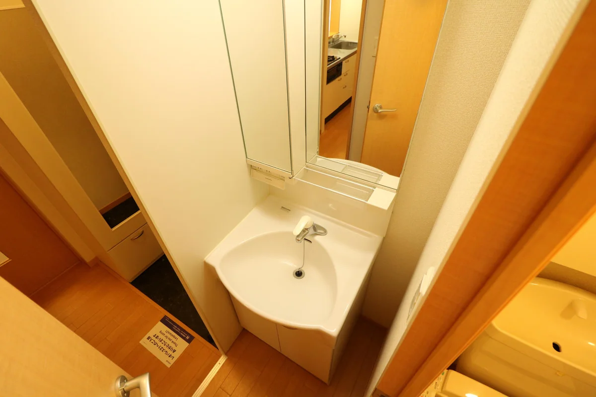 独立洗面台を完備しており女性の方にはおススメ