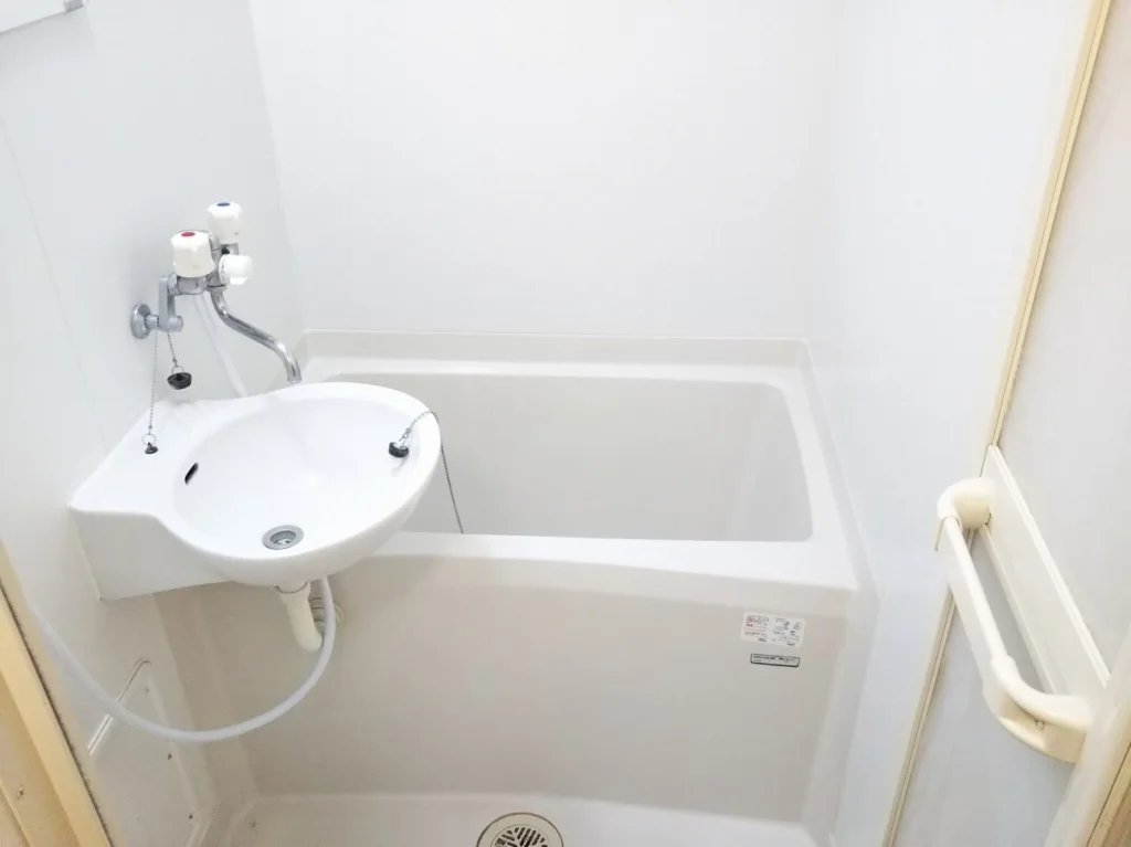バス・トイレ別です。仕様が異なる場合があります。