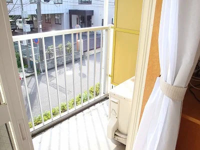 バルコニー付き物件になります。