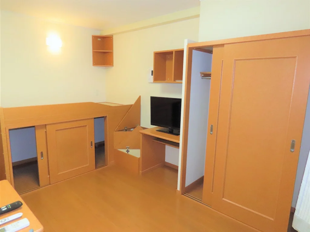 クローゼット、ベッド下収納あり