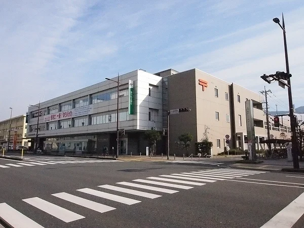 北九州中央郵便局まで300m