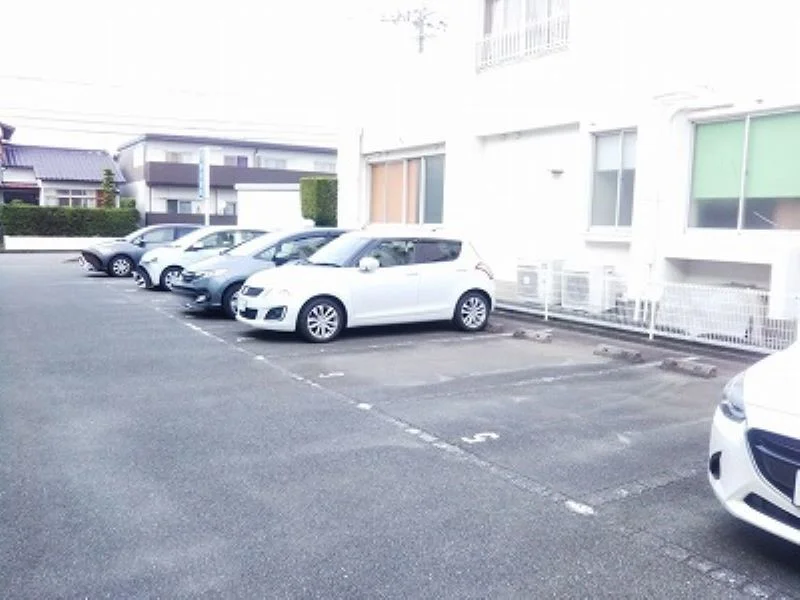 設備仕様は号室により異なる為、現況を優先とします。