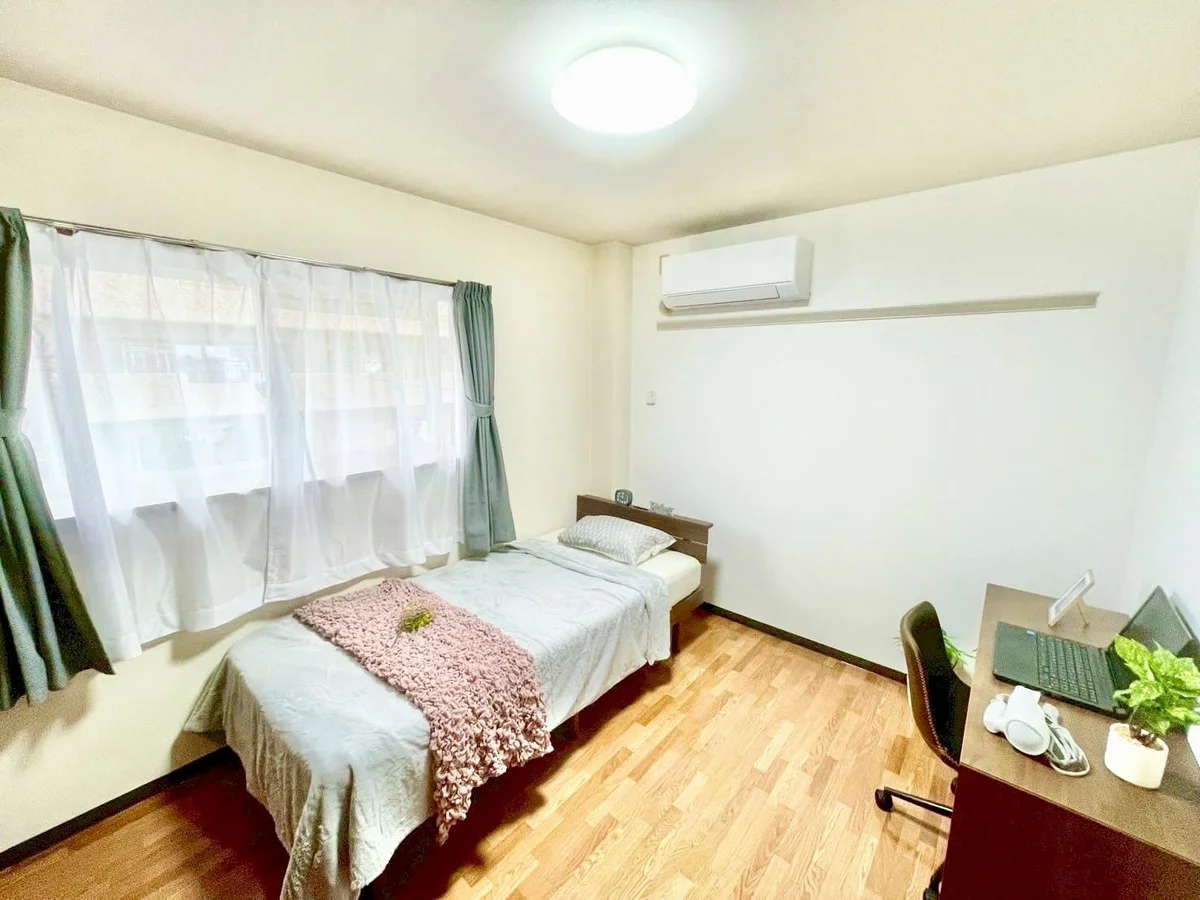 ※撮影用の観察植物・食器調理器具・雑貨類等はございません。※写真は現況優先