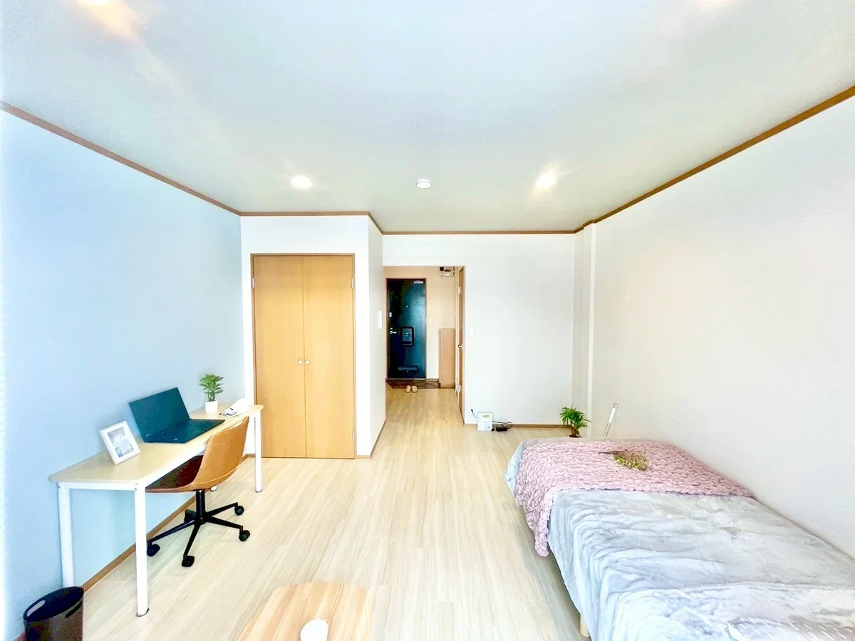 ※撮影用の観察植物・食器調理器具・雑貨類等はございません。※写真は現況優先