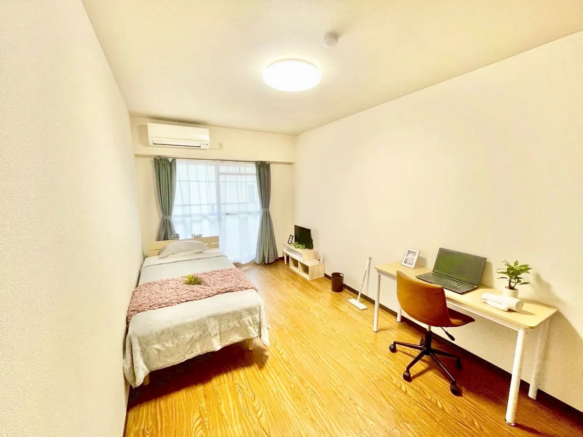 ※撮影用の観察植物・食器調理器具・雑貨類等はございません。※写真は現況優先