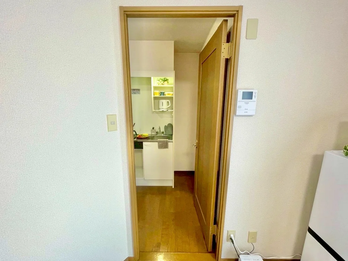 ※撮影用の観葉植物・食器調理器具・雑貨類等はございません。※図面・写真は現況優先。