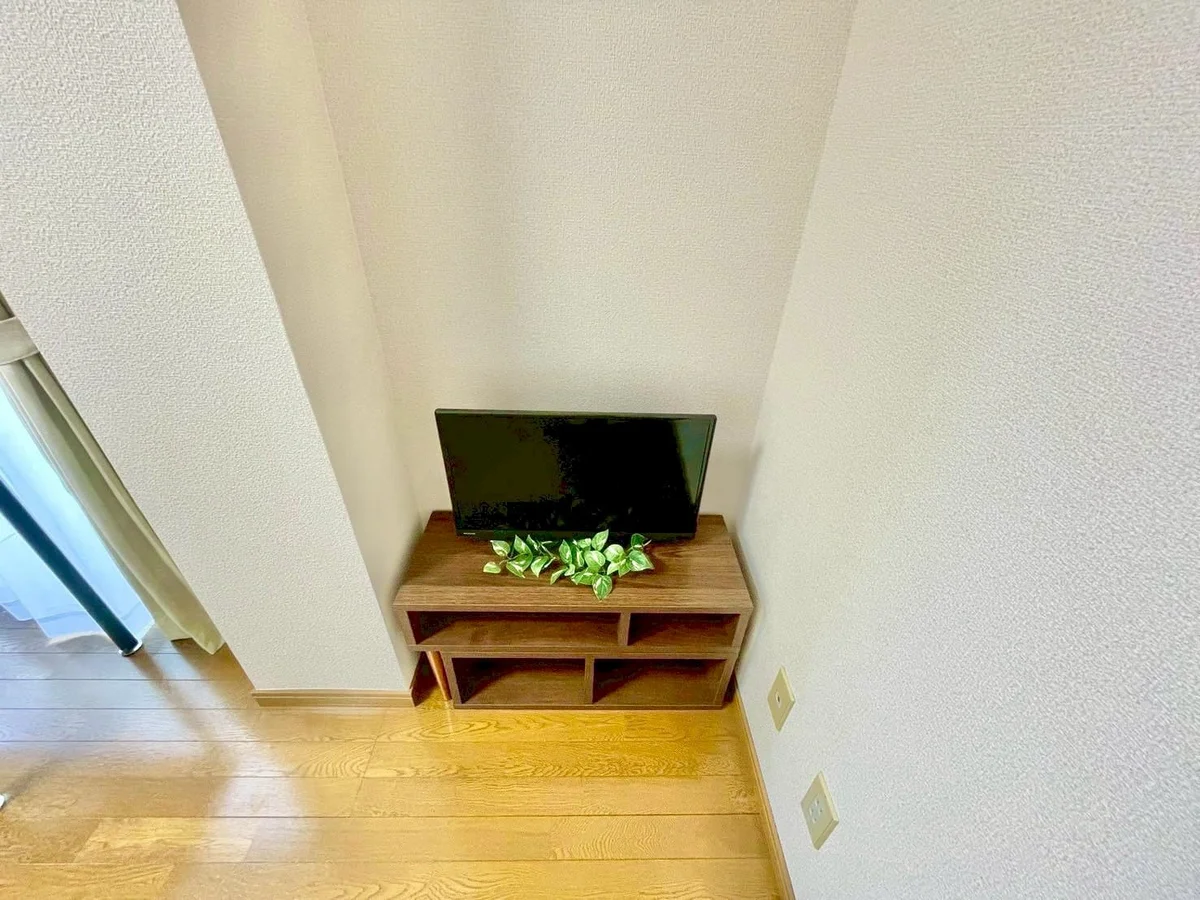 ※撮影用の観葉植物・食器調理器具・雑貨類等はございません。※図面・写真は現況優先。