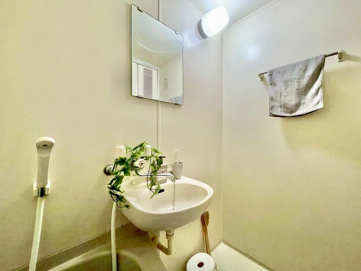 ※撮影用の観葉植物・食器調理器具・雑貨類等はございません。※図面・写真は現況優先。