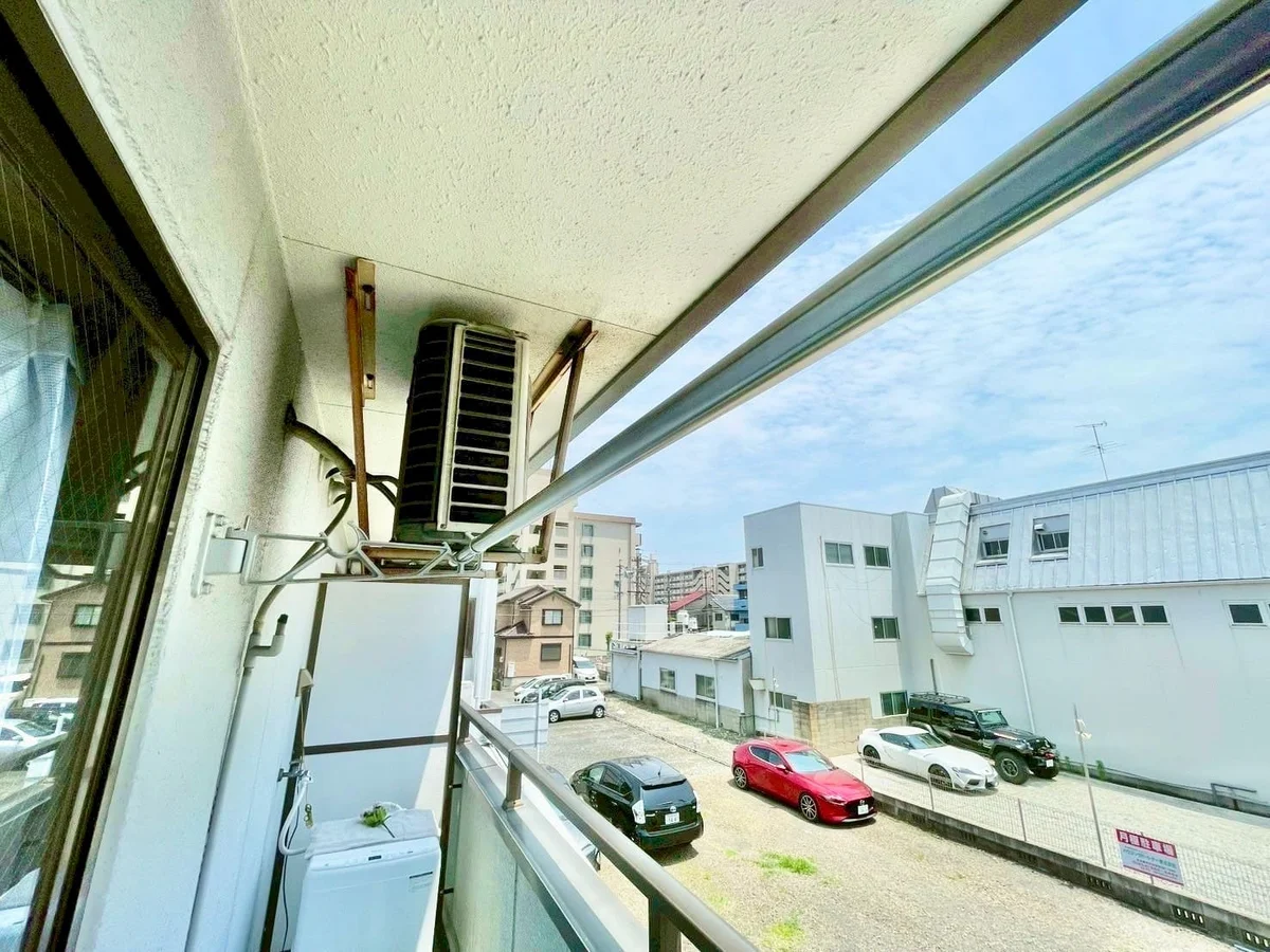 ※撮影用の観葉植物・食器調理器具・雑貨類等はございません。※図面・写真は現況優先。