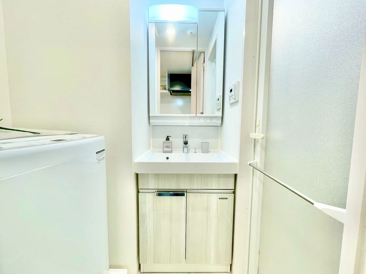 ※撮影用の観察植物・食器調理器具・雑貨類等はございません。※写真は現況優先