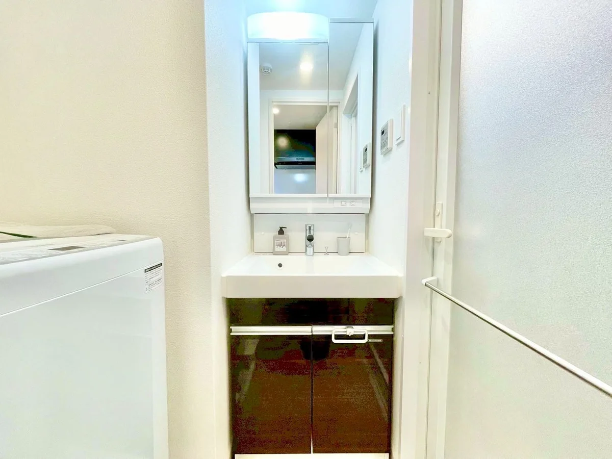 ※撮影用の観察植物・食器調理器具・雑貨類等はございません。※写真は現況優先