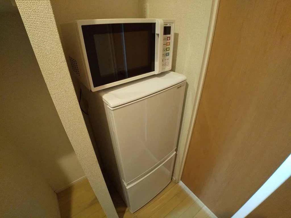 電子レンジと冷蔵庫