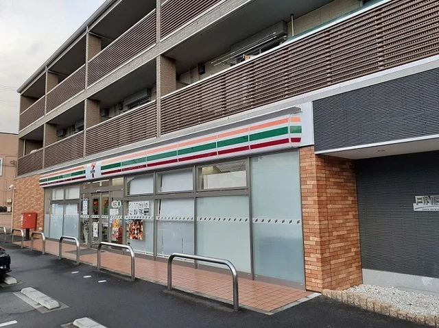 セブンイレブン小倉寺店まで350m