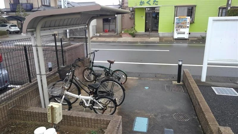 駐輪場完備