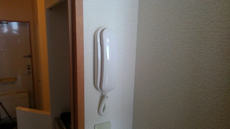 インターホン