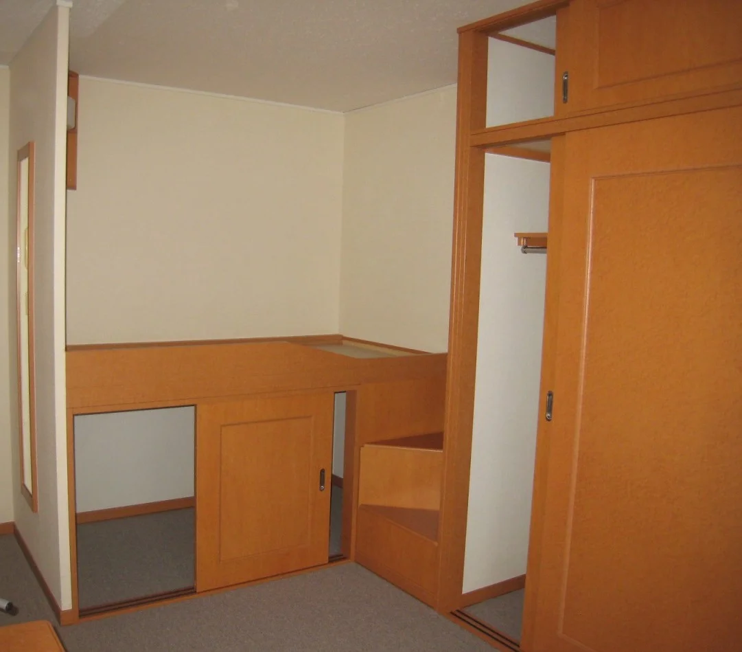 1階はフローリング、2階はじゅうたんです。