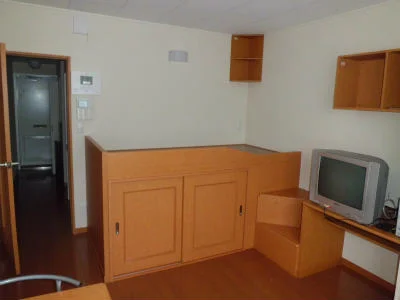 頑丈なベッドあり。