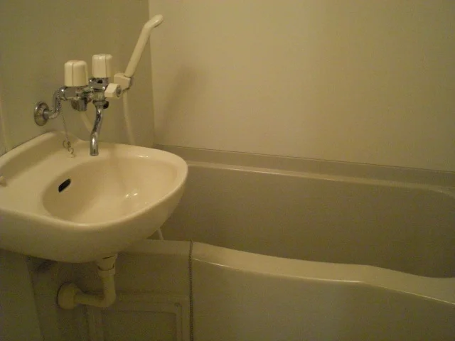 浴室は乾燥機能付き。