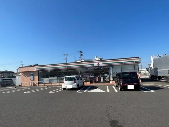 セブンイレブン岩沼相の原2丁目まで550m