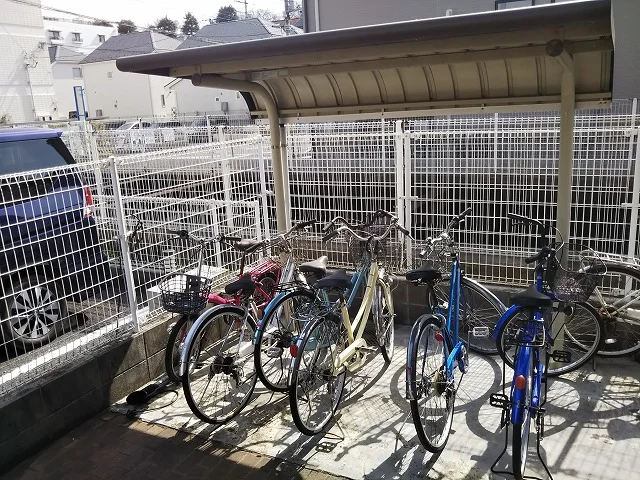 駐輪場完備