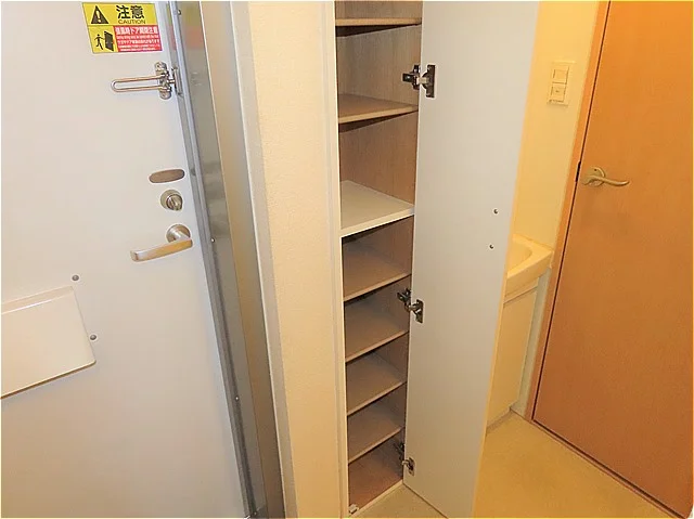 シューズボックスあり