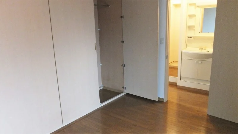 現況優先